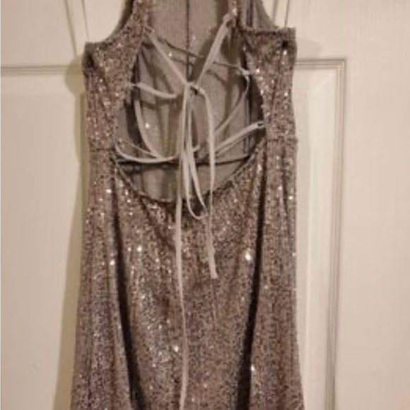 Sequins dress - Picture 3 of 8